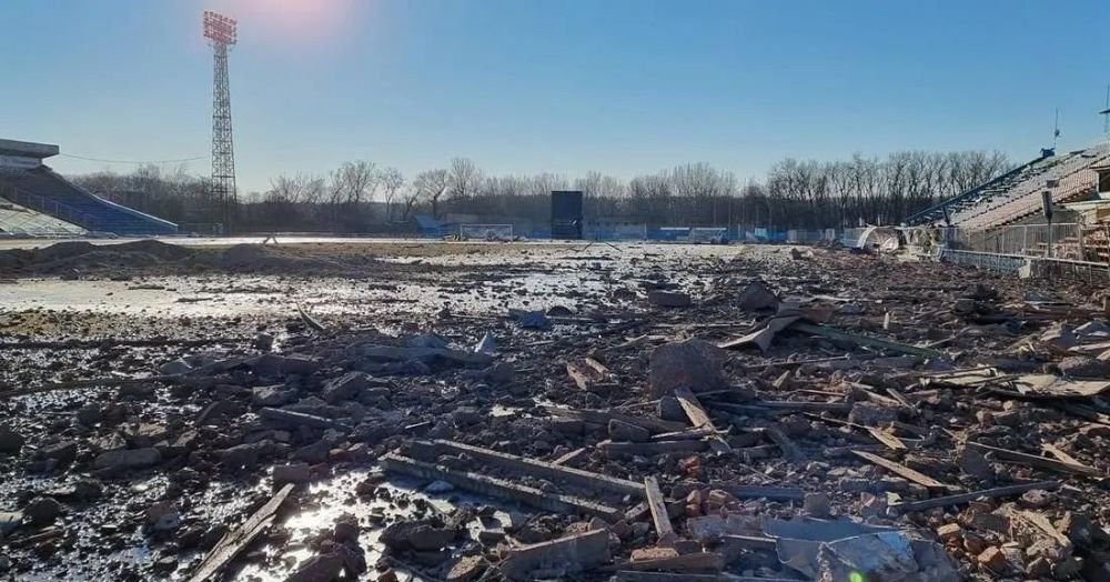Putin l-a bombardat și pe rusul Iuri Gagarin! Stadionul din Ucraina care poartă numele celebrului cosmonaut a fost distrus_4