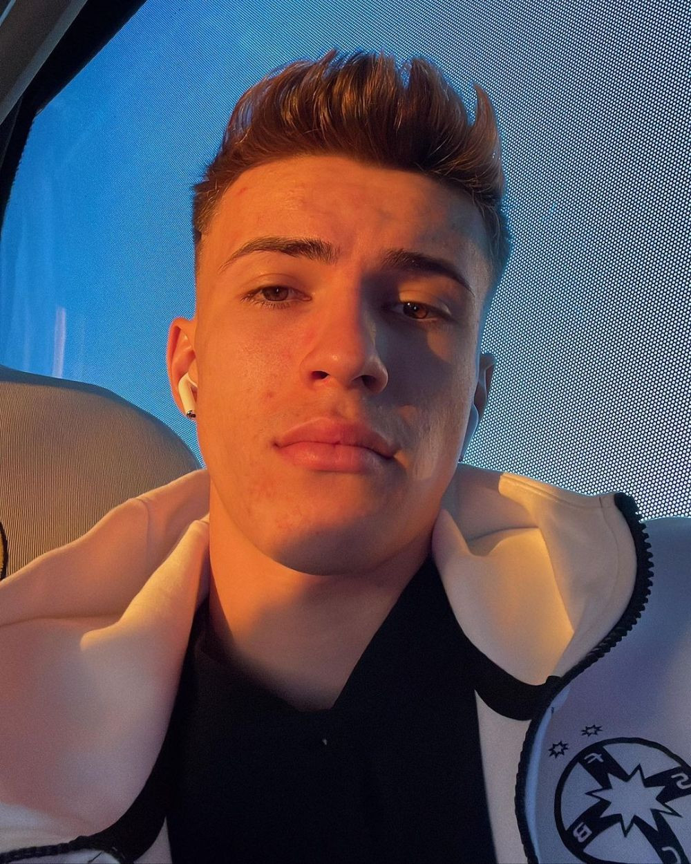 Octavian Popescu l-a surprins pe Mihai Stoica: „Mi-a scris miercuri, l-am întrebat: 'Mă verifici?' Altul dacă ar avea mașină nouă, asta ar face!” _9