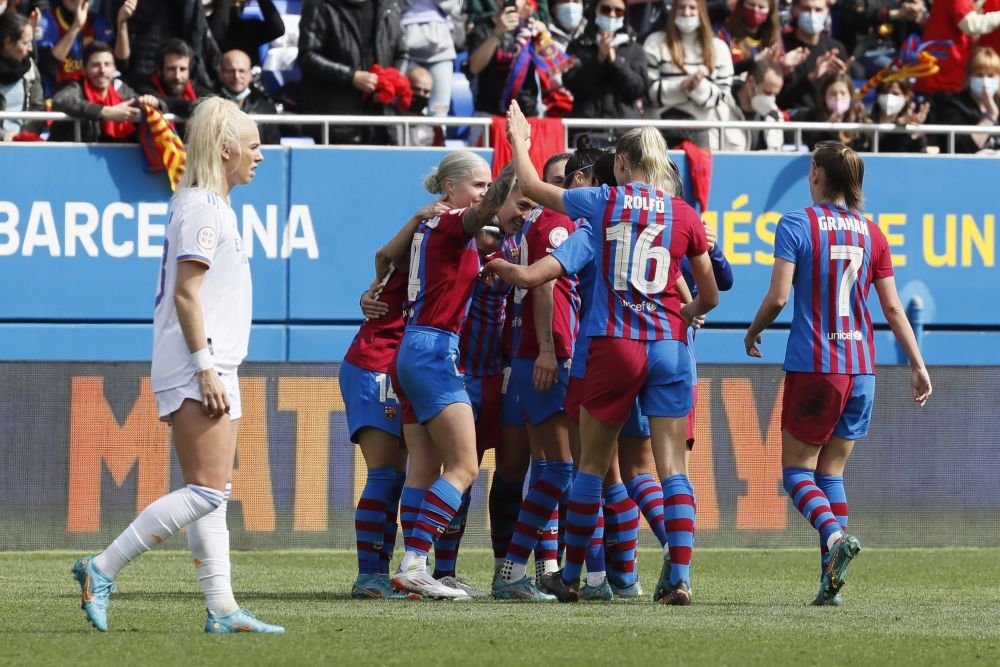Joacă Barcelona de zici că e...Barcelona! :) Al treilea titlu consecutiv pentru echipa de fotbal feminin după victoria distrugătoare cu Real Madrid&nbsp;