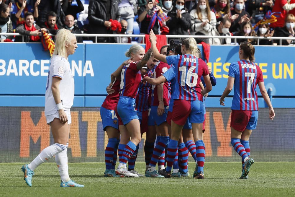Joacă Barcelona de zici că e...Barcelona! :) Al treilea titlu consecutiv pentru echipa de fotbal feminin după victoria distrugătoare cu Real Madrid _1
