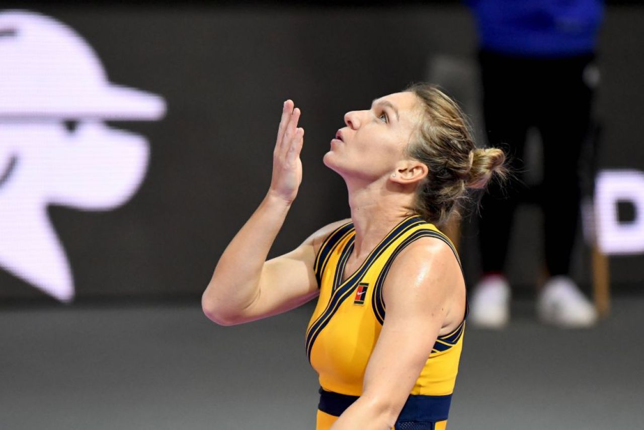 Asta da atitudine! Simona Halep a fost întrebată despre meciul cu Sorana Cîrstea. Răspunsul e chiar de nota 10_23