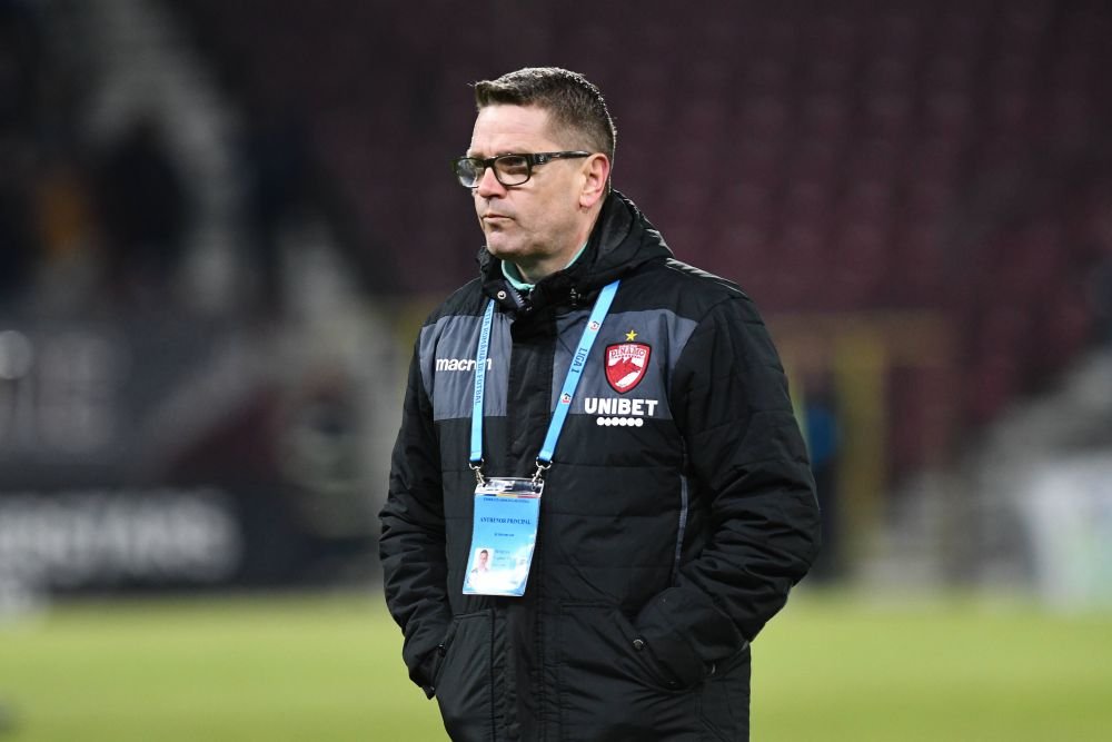 CFR Cluj - Dinamo 4-1. Petrescu a mutat câștigător! Triplă pentru Debeljuh în meciul cu 