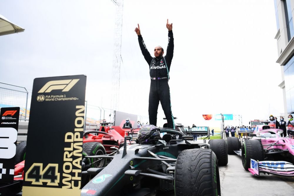 Lewis Hamilton își va schimba numele! Cum se va numi septuplul campion mondial din Formula 1 _3