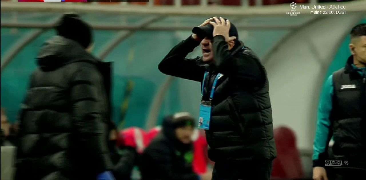 Unde se uita Rusandu!? „Centralul” i-a refuzat un penalty clar Farului Constanța. Hagi și-a pus mâinile în cap_1