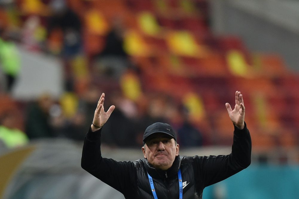 Hagi s-a luat de arbitraj și la conferința de presă: ”Ce explicații să primesc! E prea mult! E rușine!_2