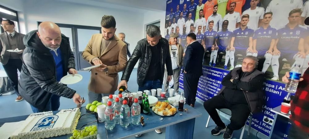Mititelu jr i-a primit pe Burleanu și Stoichiță cu tort și șampanie în baza de antrenament a celor de la FCU_3