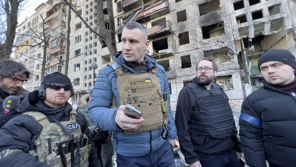 Unul dintre cele mai bune interviuri din toate timpurile . Ce a spus&nbsp;Vitali Klitschko &icirc;n 12 secunde s-a viralizat &icirc;n timp record