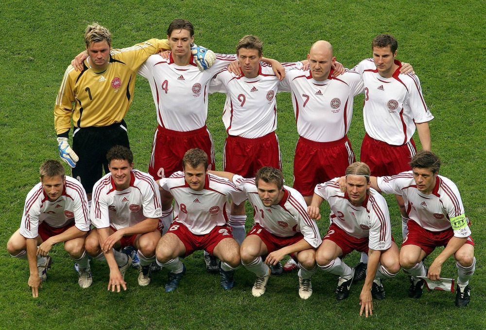 Fostul galactic a câștigat din poker peste 100 milioane de dolari, e vecin în Las Vegas cu Nicolas Cage și conduce un Mercedes de 500.000 $_6