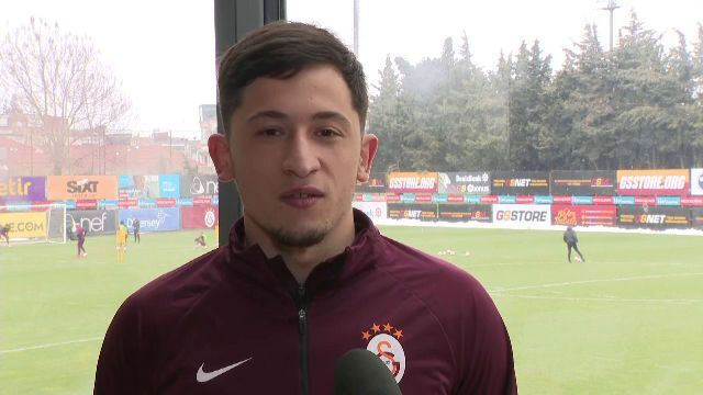 Moruțan s-a împrietenit la Galatasaray cu un fost jucător de la Liverpool: ”Cu el vorbesc mai mult”. Ce spune despre FCSB_2