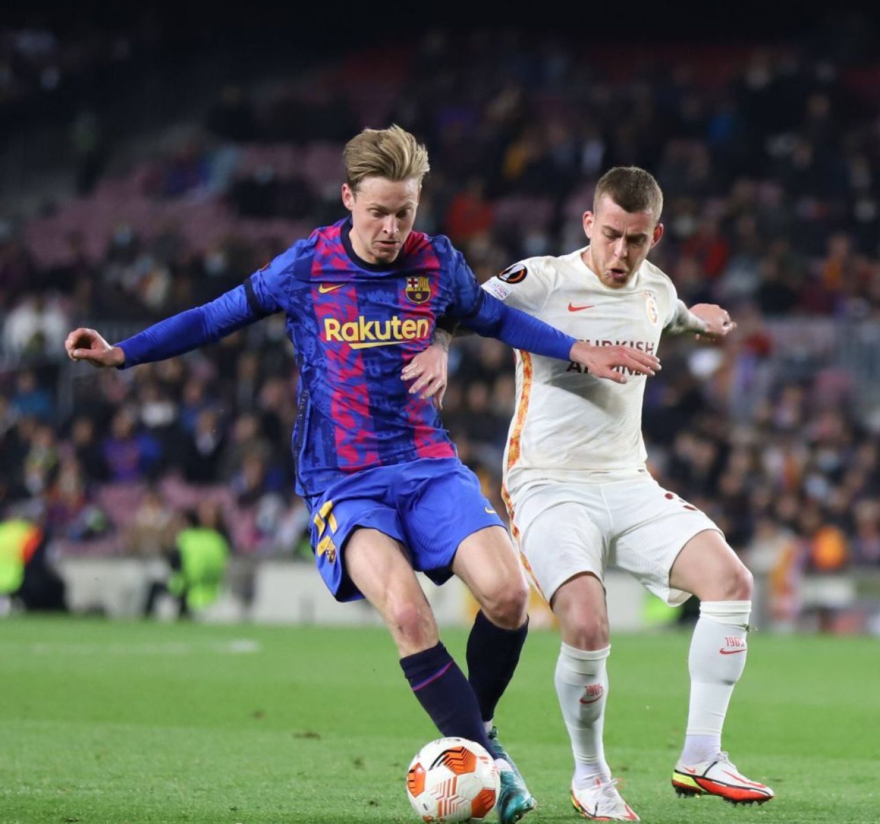 Galatasaray - Barcelona 1-2. Visul de nouă minute! Turcii au condus cu assist-ul lui Cicâldău, dar nu au rezistat în fața catalanilor_1