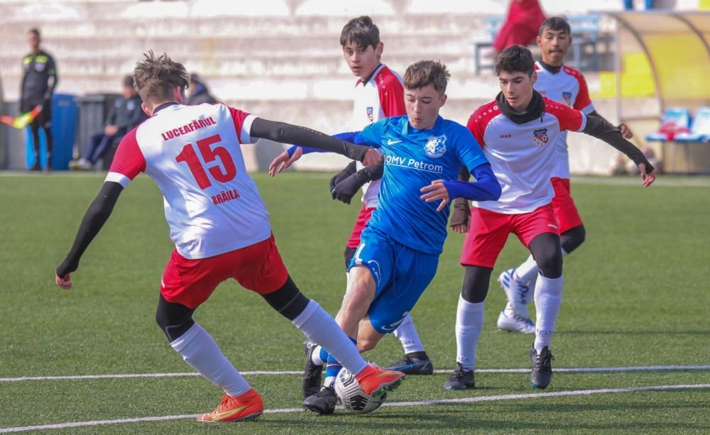 Liga Elitelor?! Din șase meciuri jucate, o echipă a câștigat o dată cu 13-0 și de trei ori cu 10-0!_8