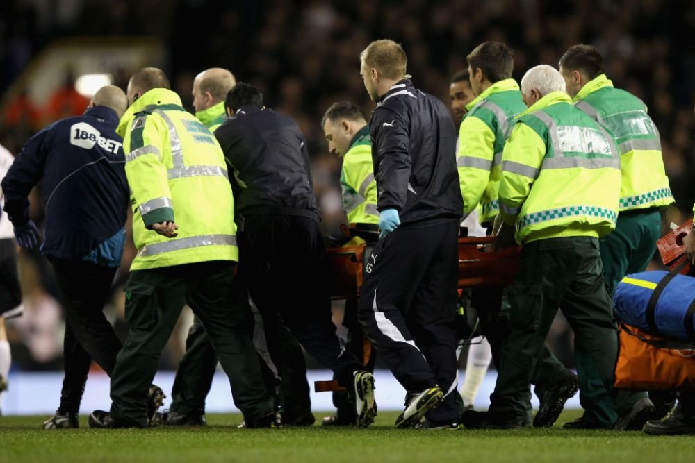 Se împlinesc 10 de ani de la cazul Muamba! Fotbalistul care a fost la un pas de moarte într-un meci de FA Cup_2