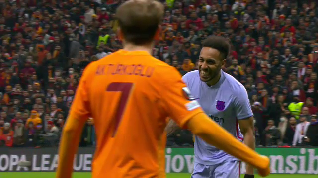 Galatasaray - Barcelona 1-2. Visul de nouă minute! Turcii au condus cu assist-ul lui Cicâldău, dar nu au rezistat în fața catalanilor_12