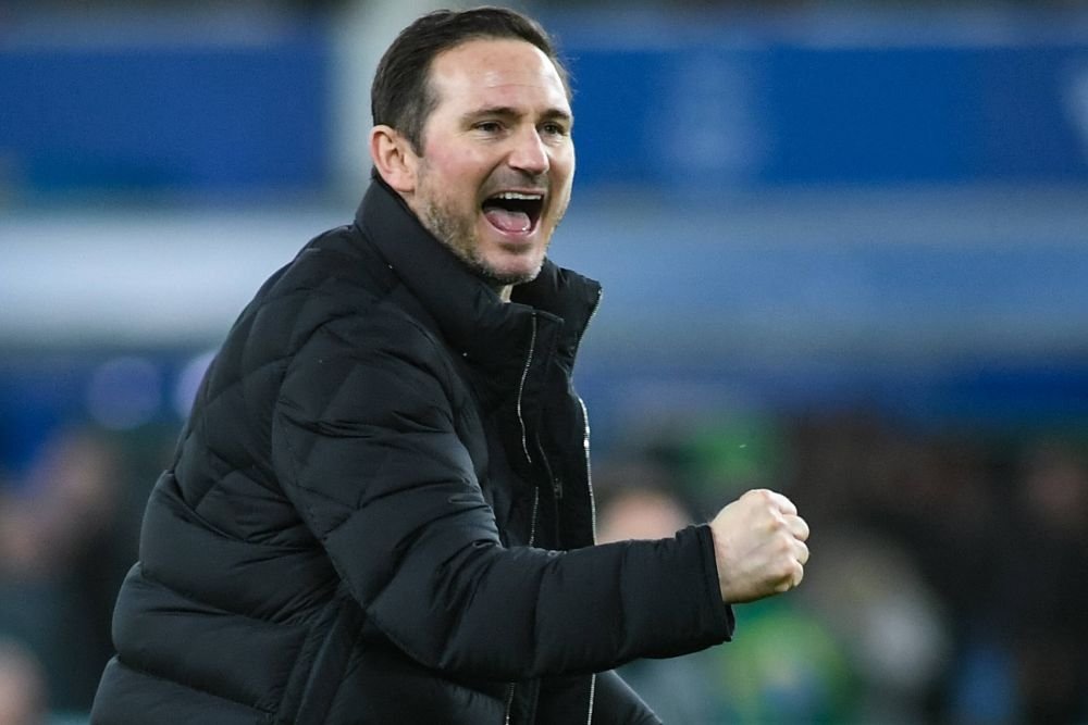 ”Mi-am rupt mâna când mă bucuram”. Frank Lampard a plătit scump victoria echipei sale din minutul 90+9_6