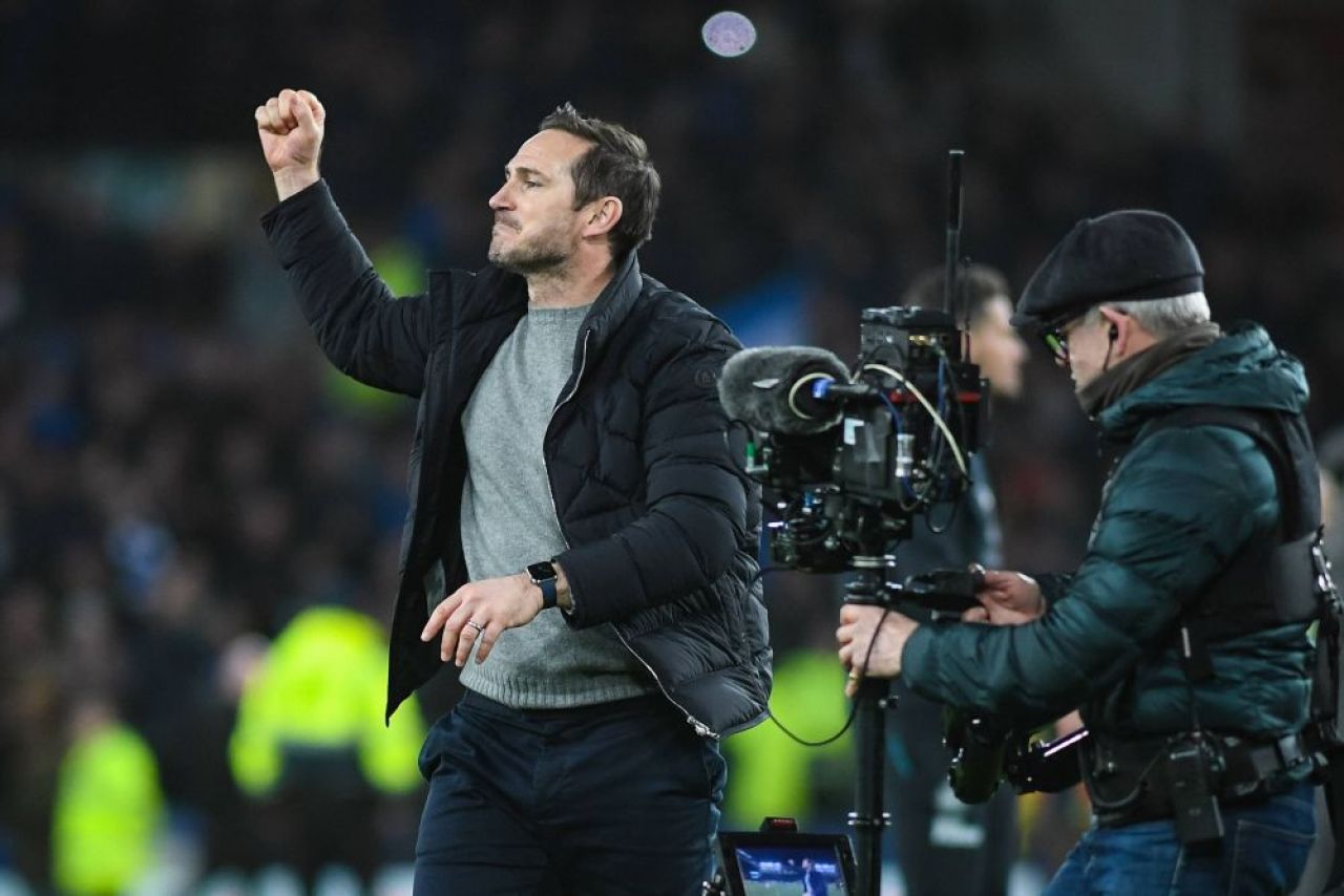 ”Mi-am rupt mâna când mă bucuram”. Frank Lampard a plătit scump victoria echipei sale din minutul 90+9_7