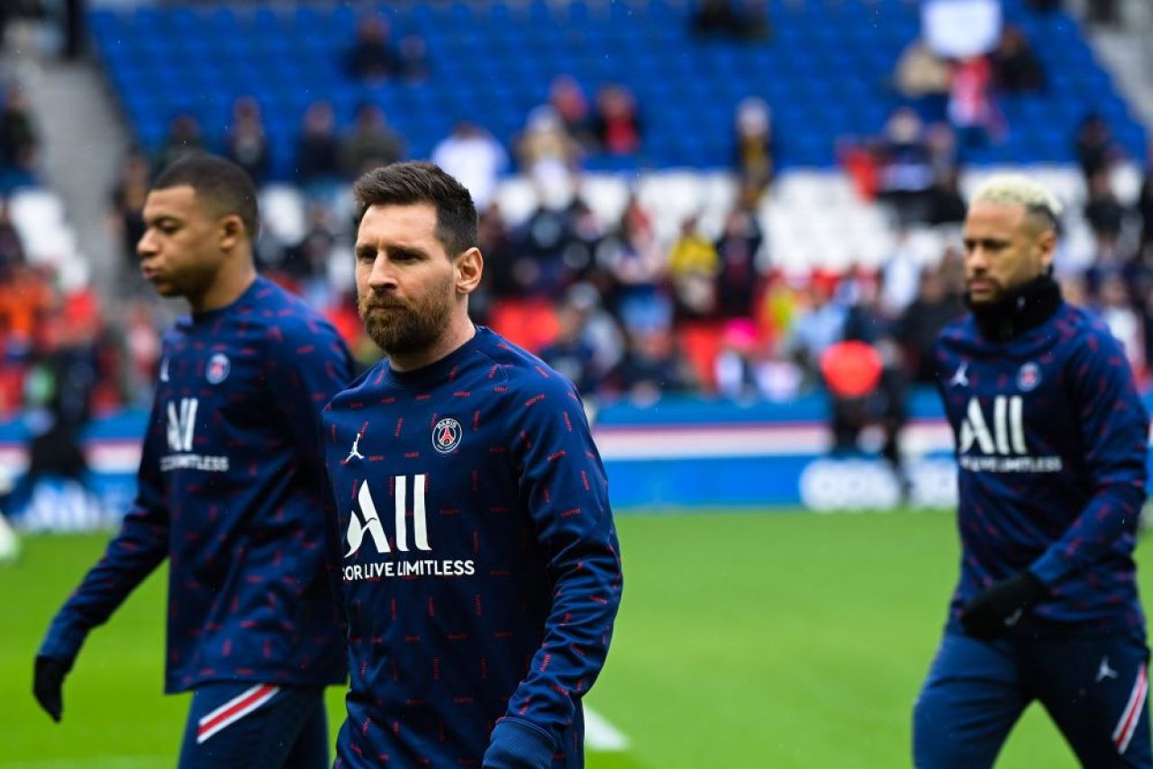 Reacția lui Messi după ce s-a scris că vrea să se întoarcă la Barcelona! Decizia luată de argentinian, criticat în Franța_1