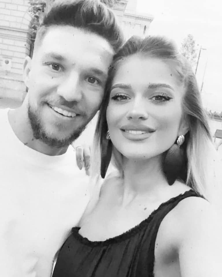 „Convocările sunt făcute cu ochii închiși!” Edi Iordănescu, atacat de soția unui fotbalist care luptă pentru titlu în Ungaria_16
