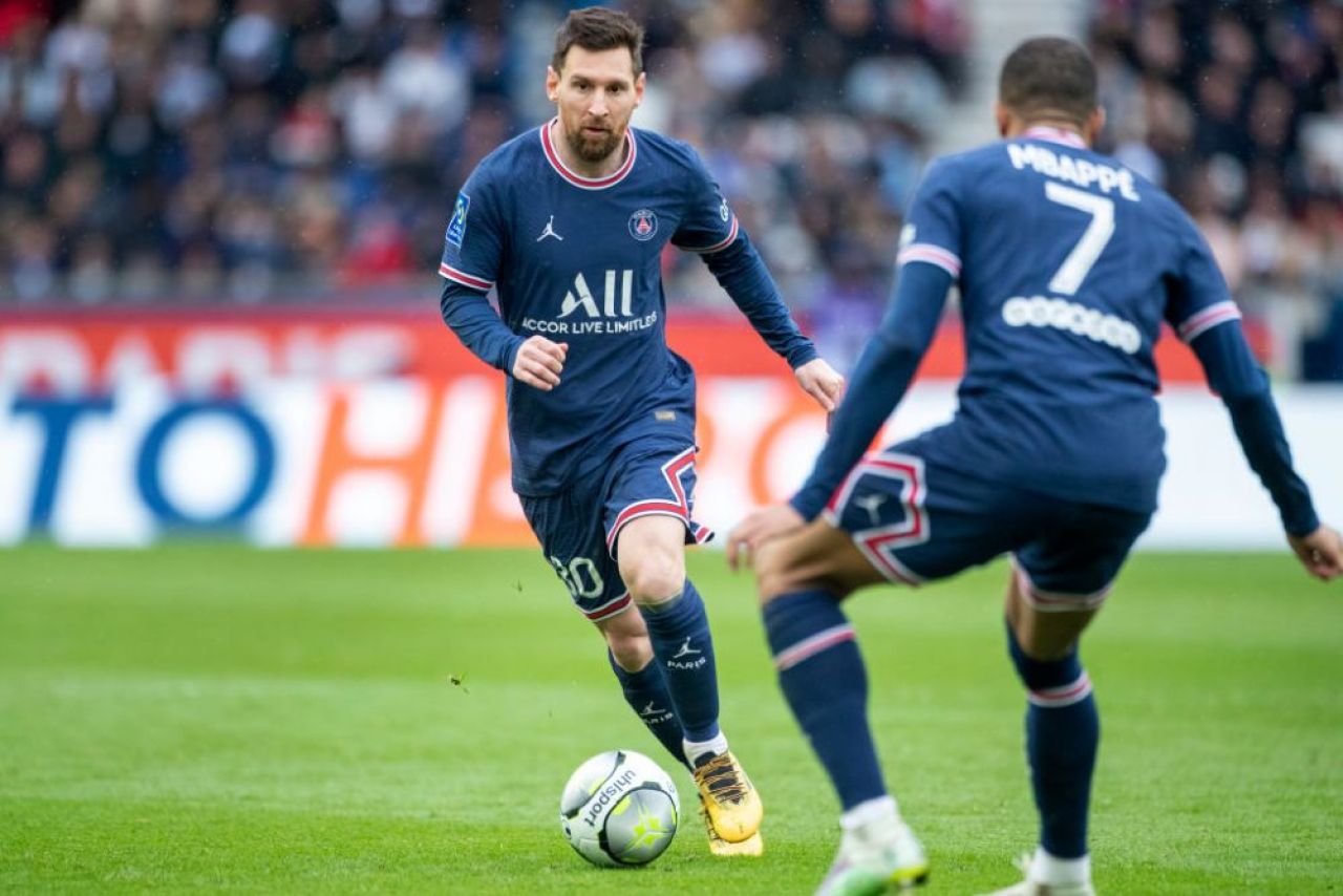 Messi, apărat de o legendă a fotbalului francez: „Cum poți să-l huidui?!