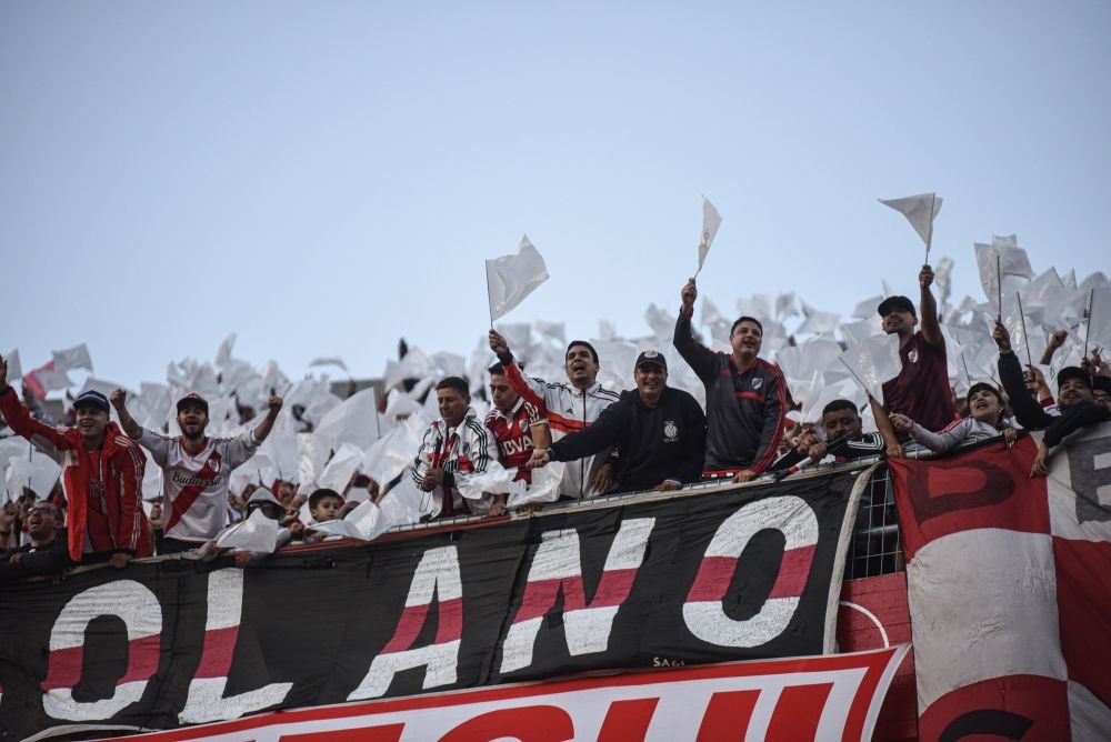 Ieri a fost ”El Clasico”, azi ”Superclasico”! Incidente la River Plate - Boca Juniors, cu 70.000 de spectatori pe ”Monumental”_12