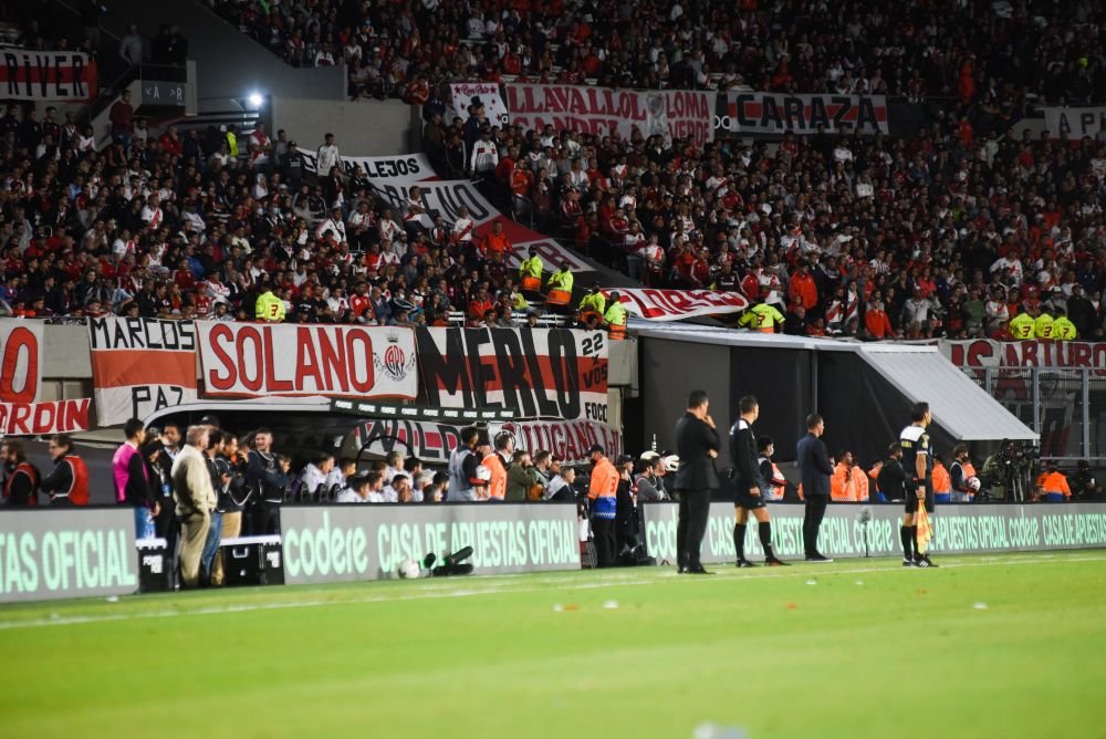 Ieri a fost ”El Clasico”, azi ”Superclasico”! Incidente la River Plate - Boca Juniors, cu 70.000 de spectatori pe ”Monumental”_14
