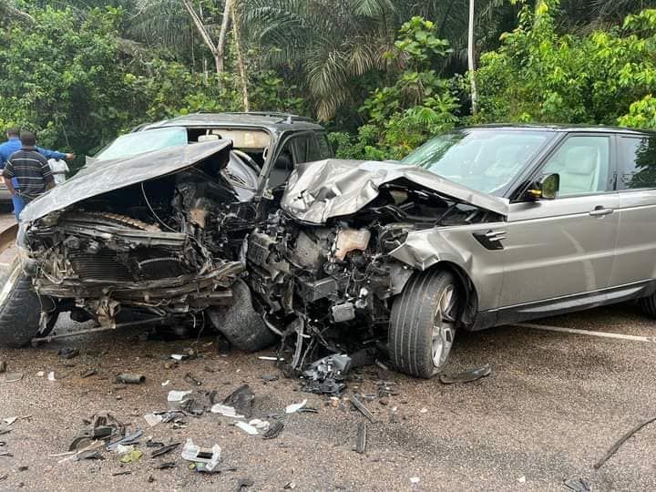 Portarul lui Ajax, implicat într-un accident rutier! Care este starea lui Onana_3
