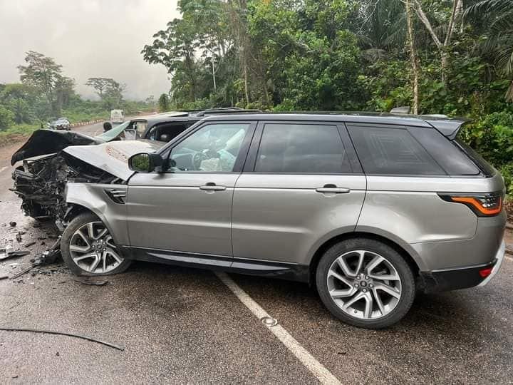 Portarul lui Ajax, implicat într-un accident rutier! Care este starea lui Onana_4