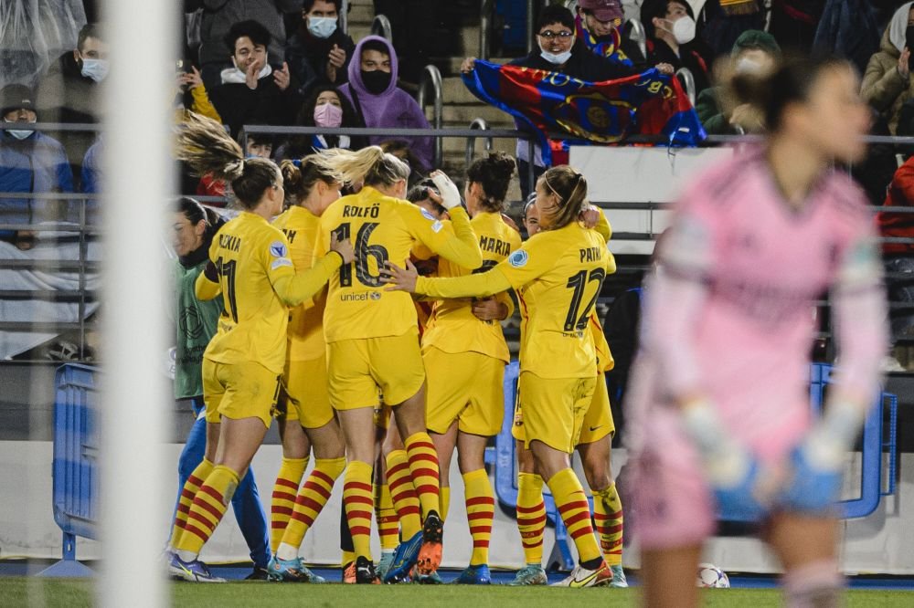 Săptămână perfectă pentru Barcelona! După victoria echipei lui Xavi din El Clasico și echipa de fotbal feminin s-a impus cu Real Madrid, în sferturile Champions League_7