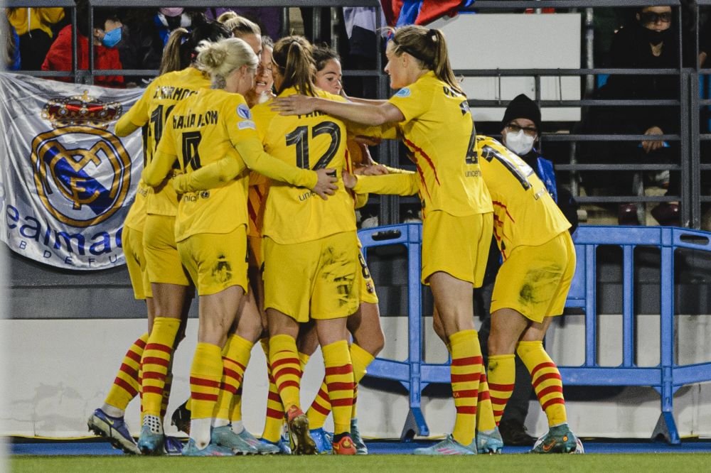 Săptămână perfectă pentru Barcelona! După victoria echipei lui Xavi din El Clasico și echipa de fotbal feminin s-a impus cu Real Madrid, în sferturile Champions League_8