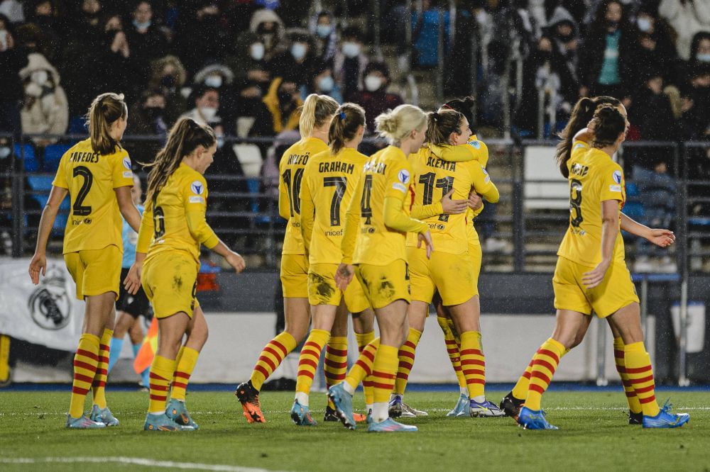 Săptămână perfectă pentru Barcelona! După victoria echipei lui Xavi din El Clasico și echipa de fotbal feminin s-a impus cu Real Madrid, în sferturile Champions League_15