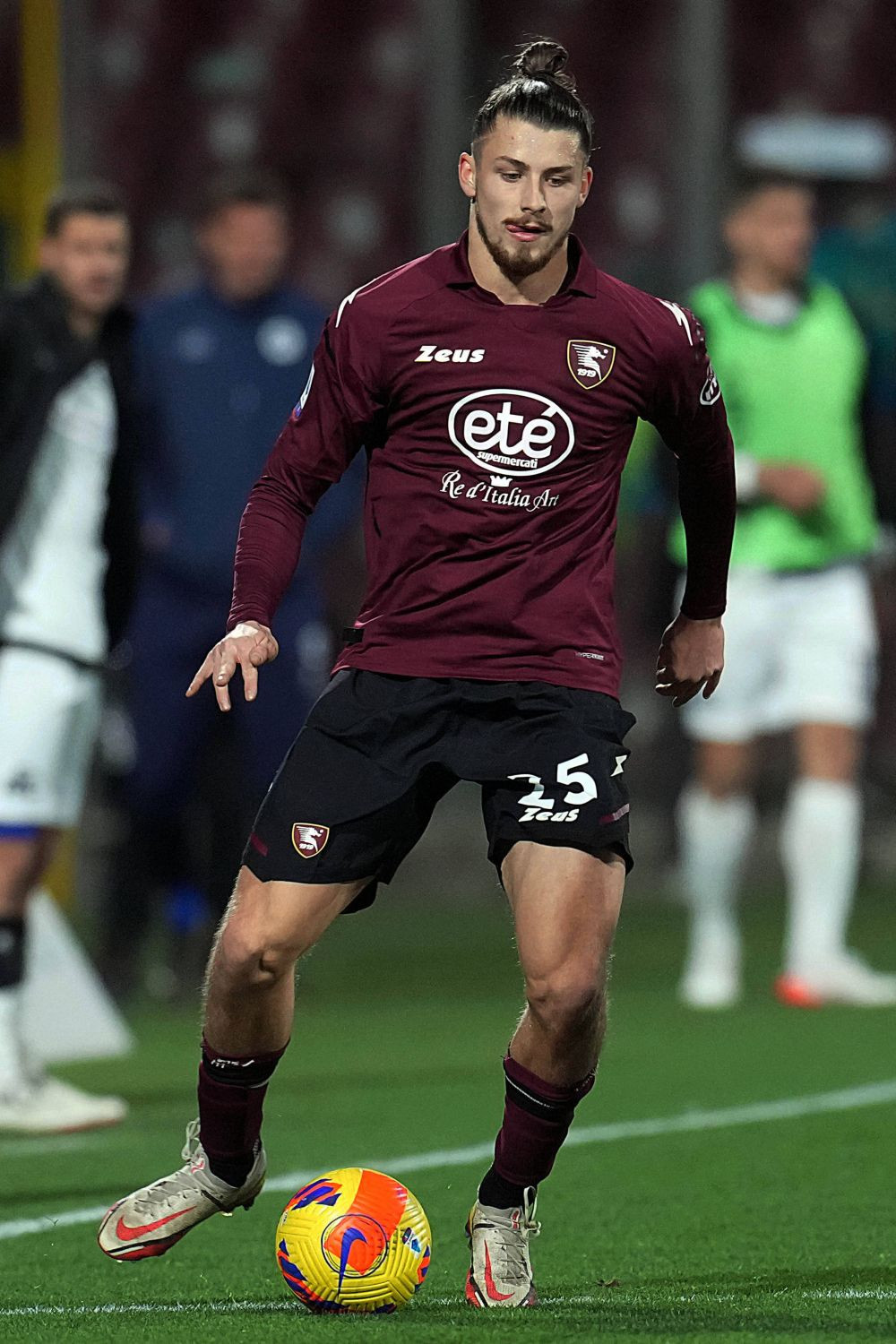 Stelist, dinamovist sau rapidist? Radu Drăgușin n-a fugit de răspuns și a ales!&nbsp;