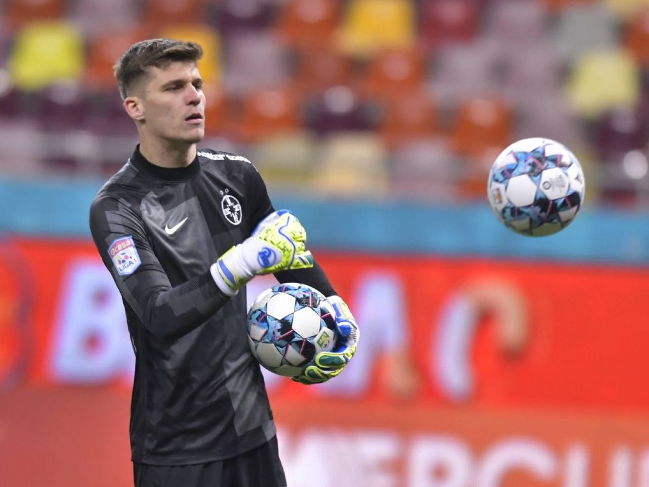 Ștefan Târnovanu speră din nou la titlu în Liga 1! Ce spune portarul care i-a luat locul lui Andrei Vlad la FCSB_3