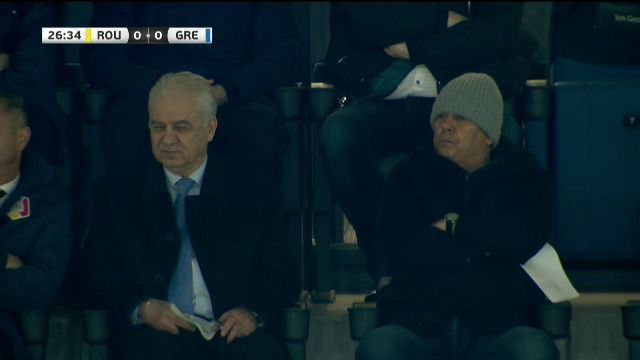 Dublu impact. Imagini de colecție cu Mircea Lucescu și Anghel Iordănescu în loja stadionului Steaua_4