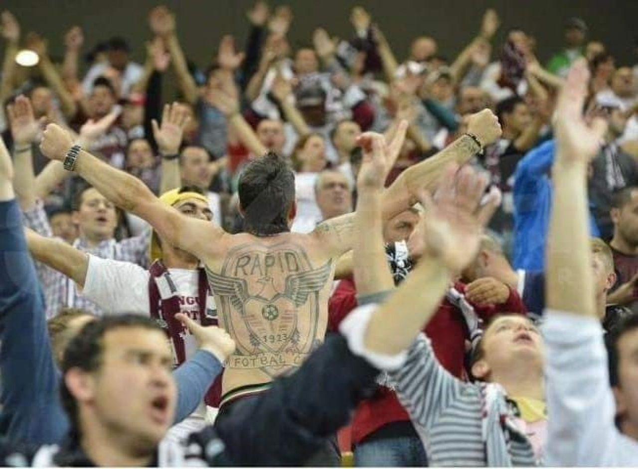 Pasiune pentru Rapid! Un suporter a realizat macheta fostei arene din Giulești din cheițe de doze_1