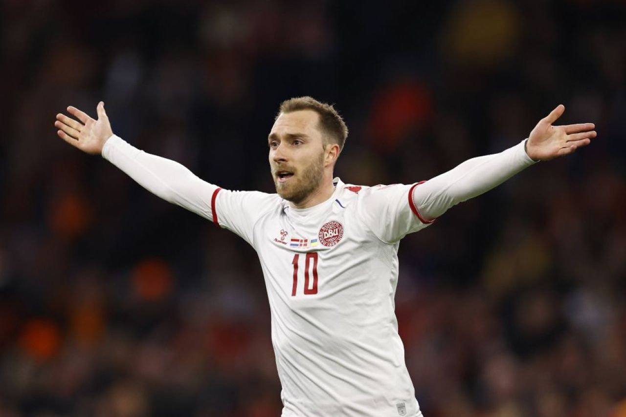 Absolut fenomenal! Christian Eriksen a revenit pe teren la națională după infarctul suferit la Euro 2020 și a marcat în doar două minute_19