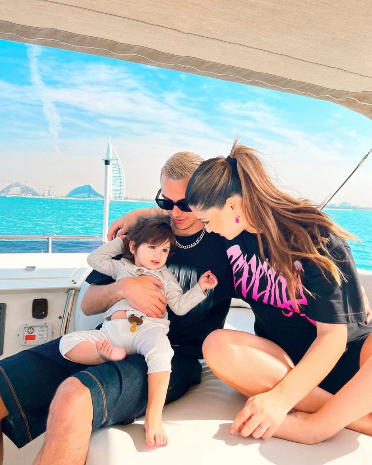 Iubita lui Cristi Manea a născut! Irina Deaconescu a publicat primele fotografii din spital și a dezvăluit numele inedit al fetiței _24