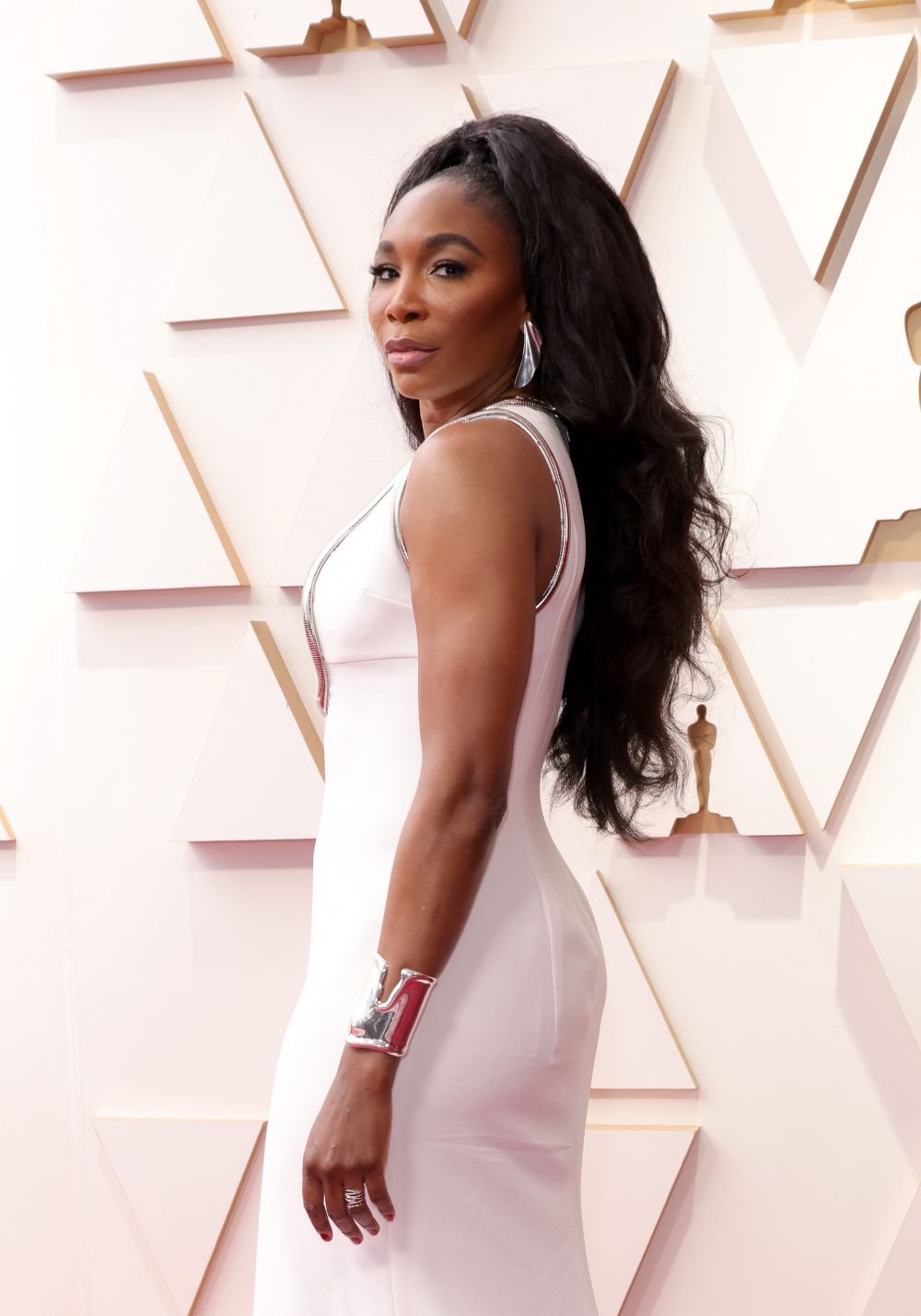 Surorile Williams, apariție genială ca prezentatoare la Gala Premiilor Oscar! Ținuta sexy purtată de Venus Williams a atras toate privirile_12