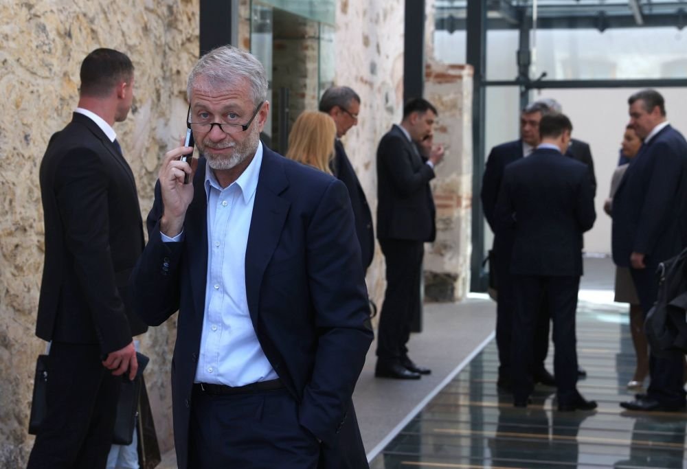 Primele imagini cu Roman Abramovich după ce s-a scris că ar fi fost otrăvit! Oligarhul rus a participat la negocierile din Turcia _4