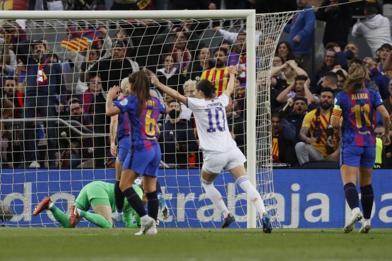 Echipa de fotbal feminin a Barcelonei e de neoprit: 5-2 cu Real Madrid în Women's Champions League! S-a doborât recordul mondial pe Camp Nou _1