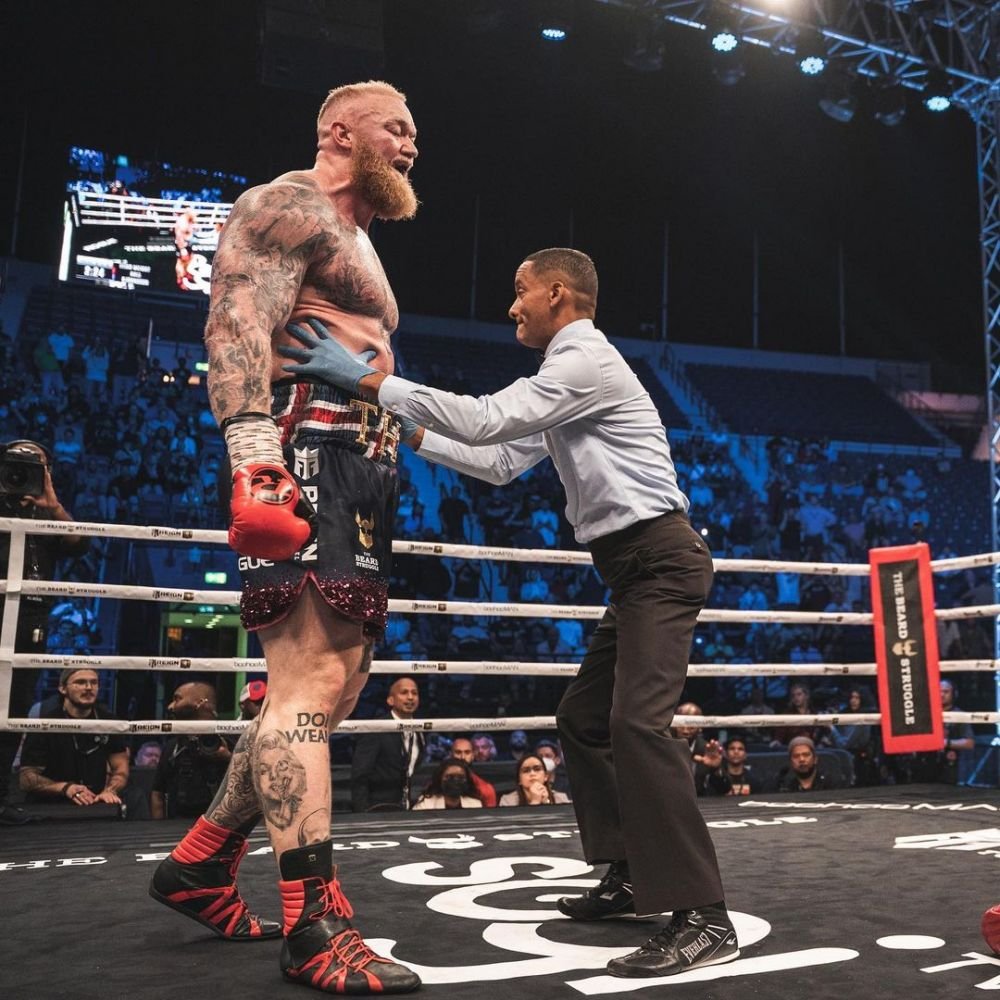 „Muntele Thor” îl provoacă pe campionul mondial Tyson Fury: „Să lupte și să simtă adevărata forță!”_7