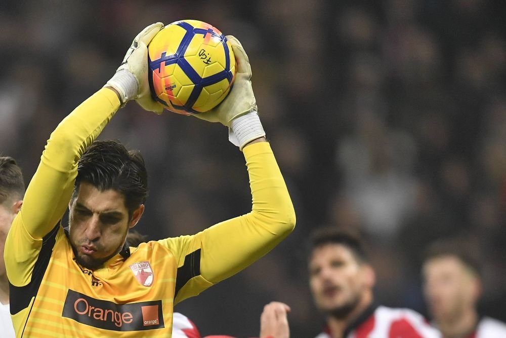 Portarul titular al lui Dinamo în 7-2 cu FCSB, cel mai bun din istorie!_3