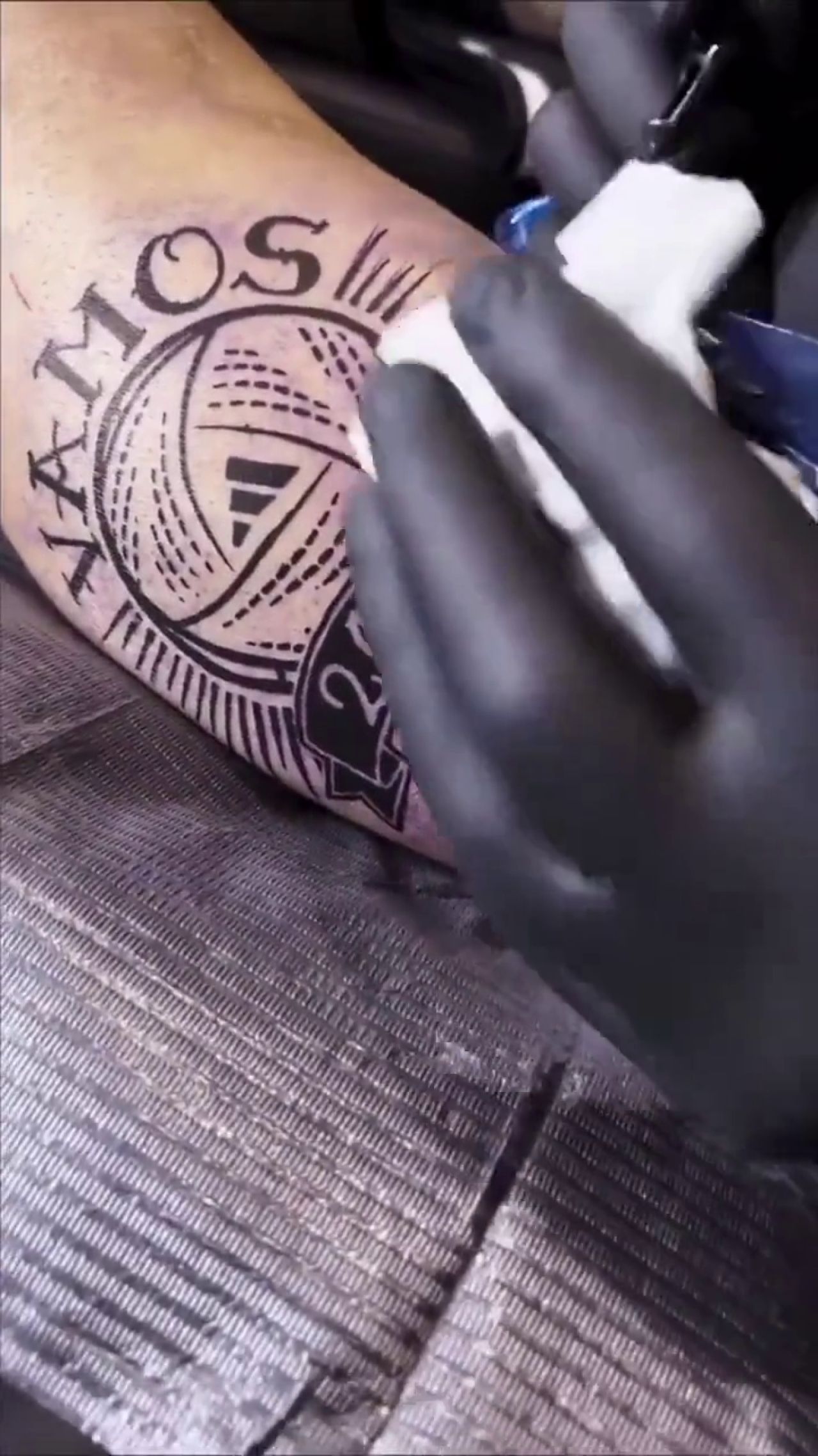 Leo Messi a surprins pe toată lumea cu noul său tatuaj: