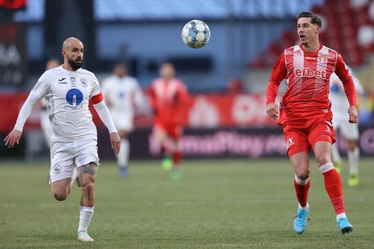 UTA - Gaz Metan Mediaş 4-0! Arădenii au făcut scor cu ultima clasată și au urcat pe doi în playout_1