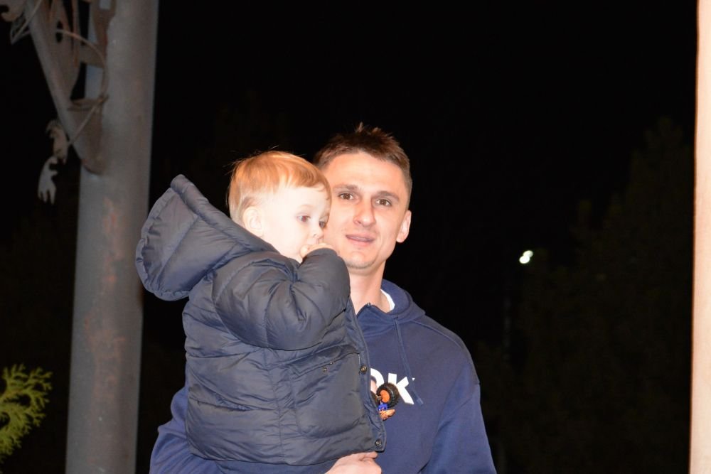 Imagini emoționante cu jucătorii de la Dynamo Kyiv la sosirea în România. Au fost așteptați de familii și iubite_2