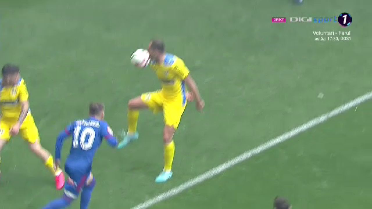 Penalty dubios primit de CSA Steaua în meciul cu Petrolul! Ploieștenii au contestat vehement decizia arbitrului_1