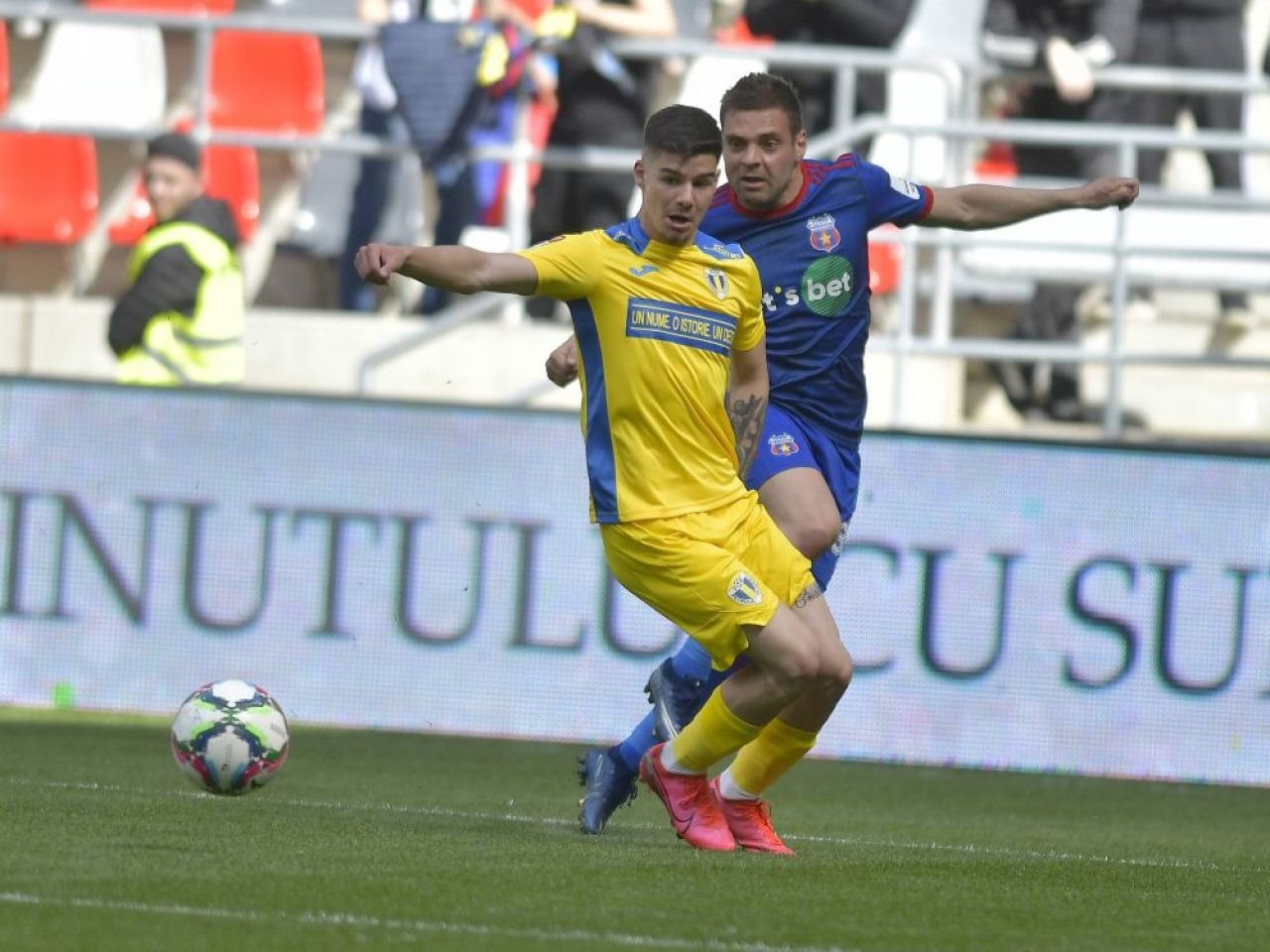 Liniște, vorbește ”eroul” Stelei! Ce a spus Bogdan Chipirliu după ”dubla” cu Petrolul_11