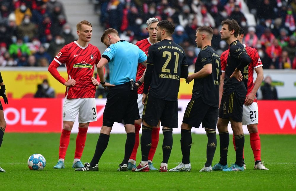 Gafă uriașă a lui Bayern! A jucat cu 12 fotbaliști în teren și riscă să piardă la masa verde_6