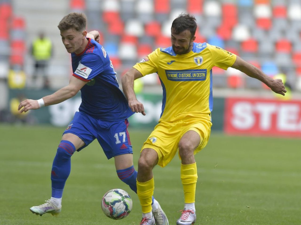 Verdictul specialistului după penalty-ul contestat din Steaua - Petrolul: ”Nu este de acceptat”_7