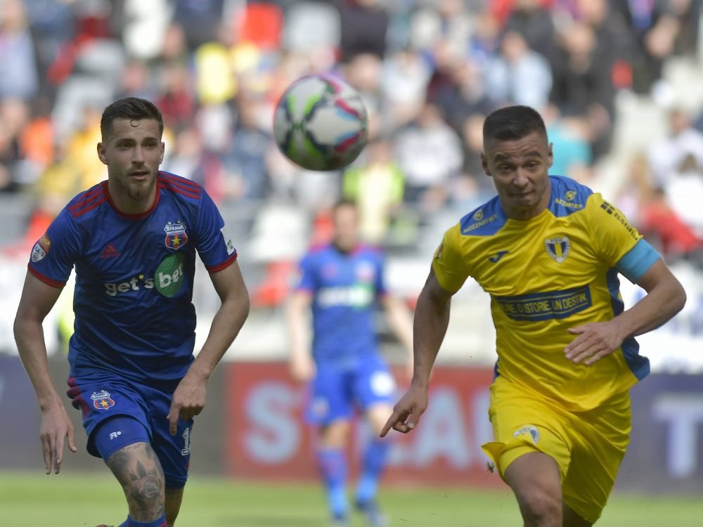 Verdictul specialistului după penalty-ul contestat din Steaua - Petrolul: ”Nu este de acceptat”_13