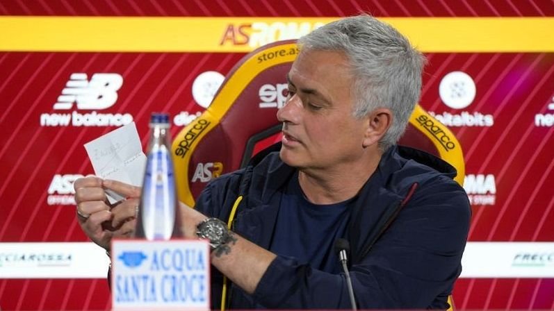 &rdquo;The Special One&rdquo; a lovit din nou! Jose Mourinho i-a ironizat pe jurnaliști la ultima conferință de presă