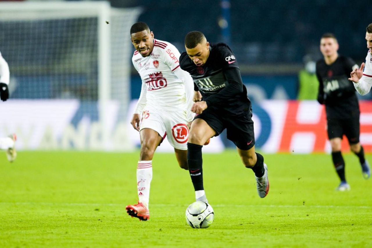Șeicii milionari de la PSG, dispuși la orice pentru a-l ține pe Kylian Mbappe la Paris! Ce vor conducătorii să facă _4